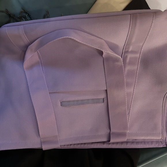 Pet Carrier - Picture 7 of 11